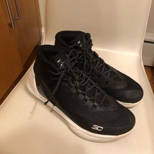 Under Armour Curry 3